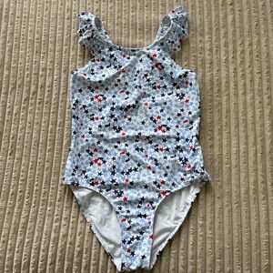 Vineyard Vines Girl’s Ruffle Back Stars White Cap Swimsuit USA Patriotic Medium